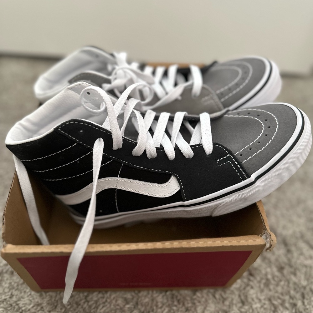 Women’s Vans Black and White Color-Block High-Top Sneakers